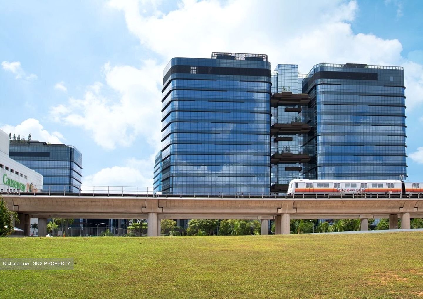 Woods Square (D25), Office #412057351